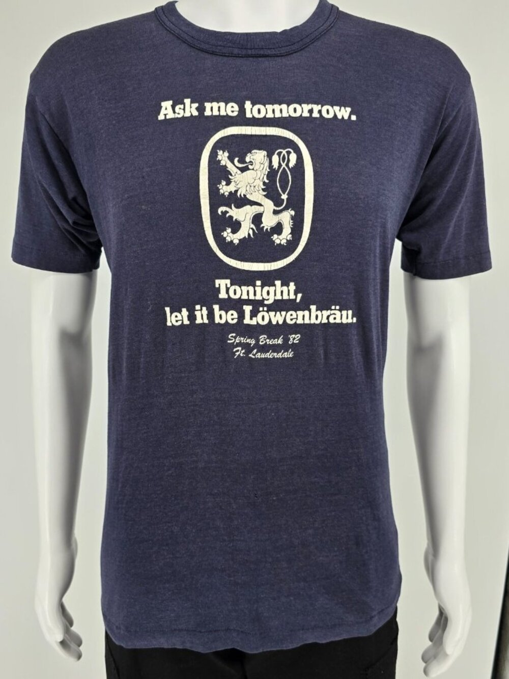 Distressed Vintage 1982 Ft. Lauderdale Spring Break Löwenbräu Logo T-Shirt (M)